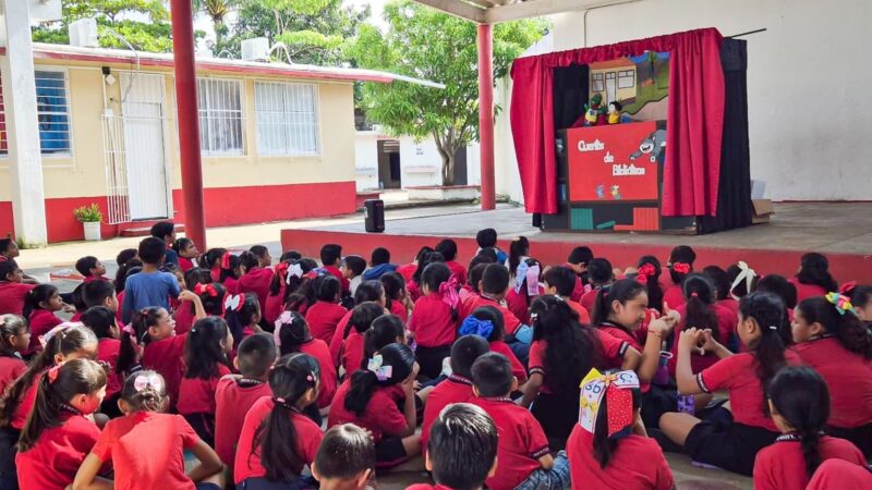 Promueve ‘Oralia Bringas de García’ promueve la lectura y tradiciones mexicanas en la primaria Independencia
