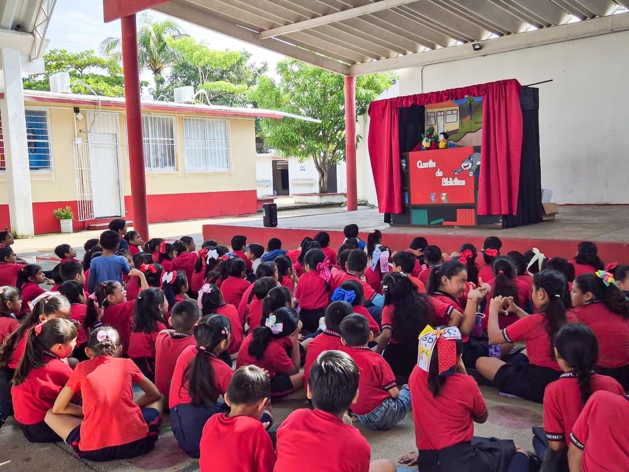 Promueve ‘Oralia Bringas de García’ promueve la lectura y tradiciones mexicanas en la primaria Independencia