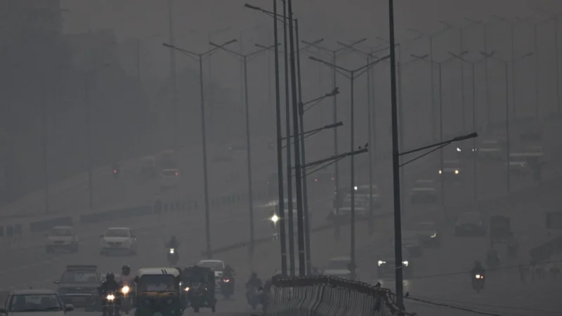 India prueba con la siembra de nubes para luchar contra la contaminación en Delhi