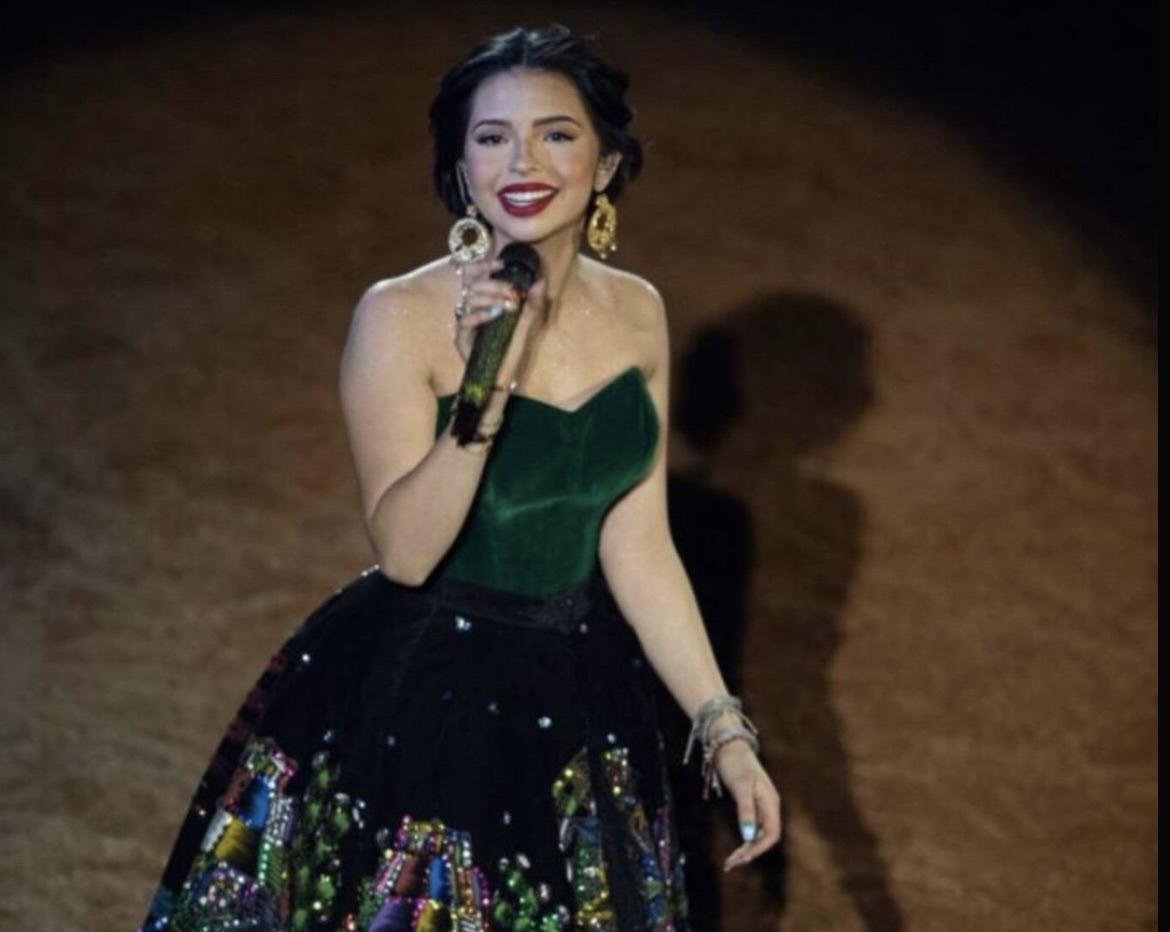 ¿No Llenó? Ángela Aguilar Remata Boletos de su Gira en EUA