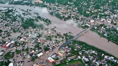 Damnificados por inundaciones en 11 municipios de Veracruz exentarán impuestos