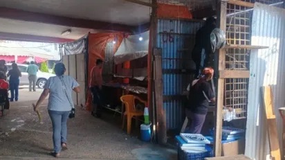 Vendedores de temporada se instalaron en mercado de Nanchital